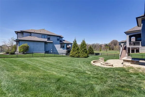 $975,000 | 15120 Carter Street, Overland Park, KS 66221