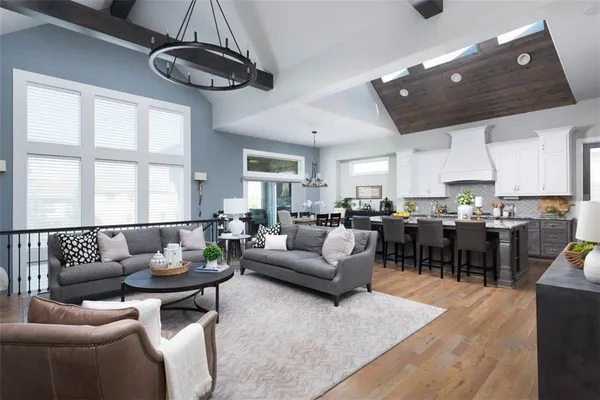 $975,000 | 15120 Carter Street, Overland Park, KS 66221