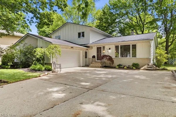 $450,000 | 6741 Duneden Avenue, Solon, OH 44139