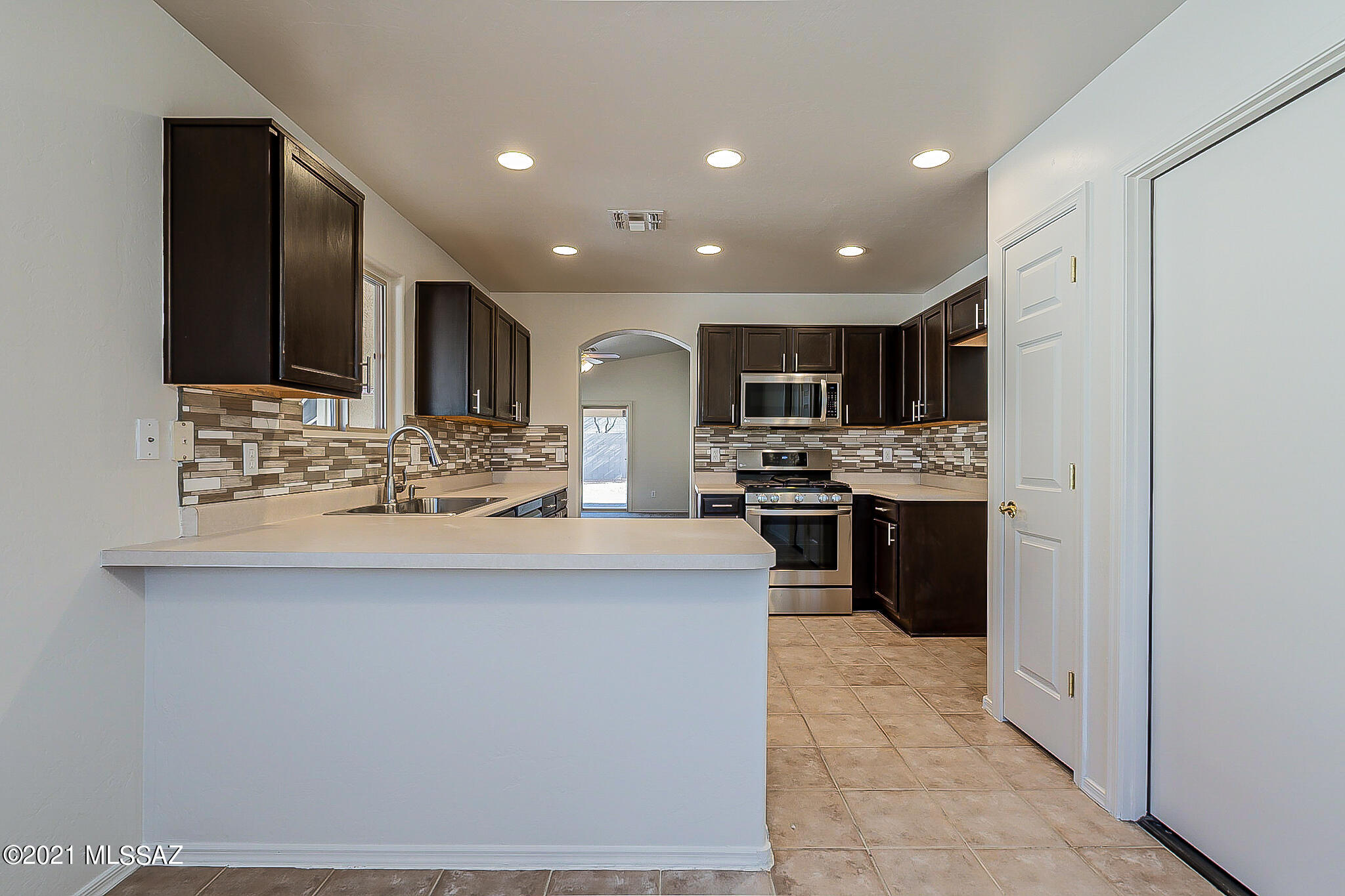 8321 South Bainbridge Road Tucson, AZ 85747 - Photo 14 of 35 Gallery Image 14