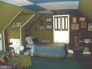615 Moreboro Road Hatboro, PA 19040 - Photo 3 of 5 Gallery Image 3