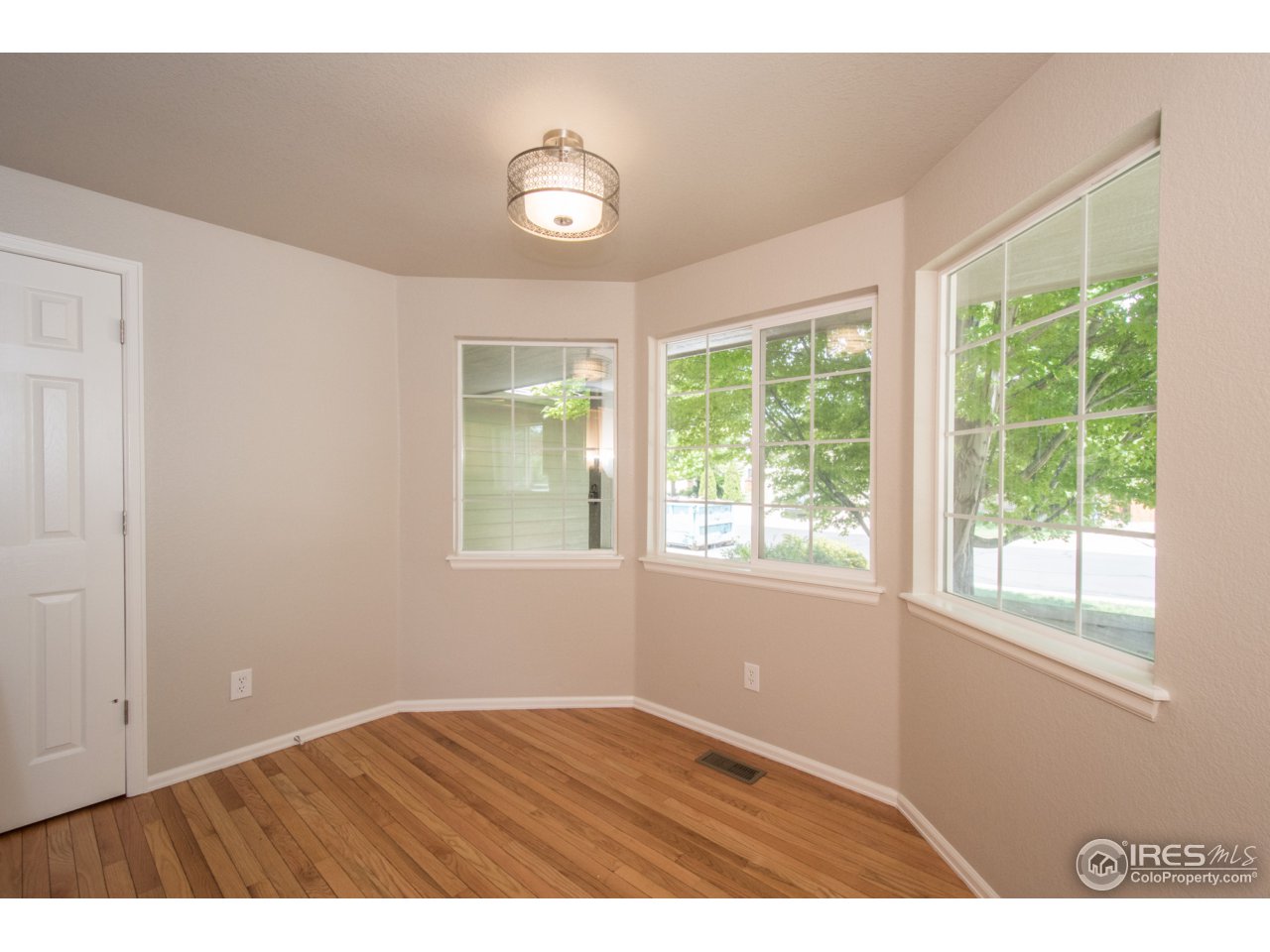 519 Flagler Road Fort Collins, CO 80525 - Photo 8 of 28 New Light Fixtures