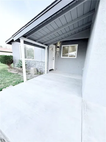 $579,995 | 2837 West 7th Street, Rialto, CA 92376