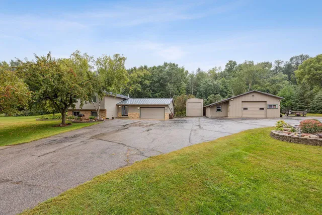 $450,000 | 311 2nd Street Southwest, Buffalo, MN 55313