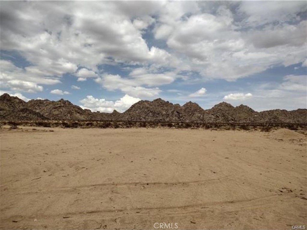 0 Stellar Road Lucerne Valley, CA 92356 - Photo 3 of 13 a view of lake