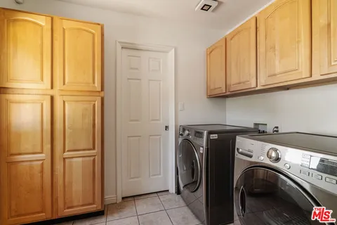 $1,398,000 | 5357 Bevis Avenue, Sherman Oaks, CA 91411