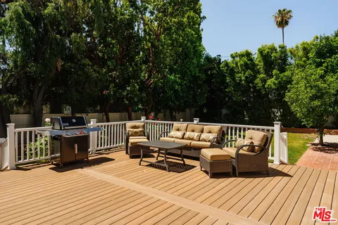 $1,398,000 | 5357 Bevis Avenue, Sherman Oaks, CA 91411
