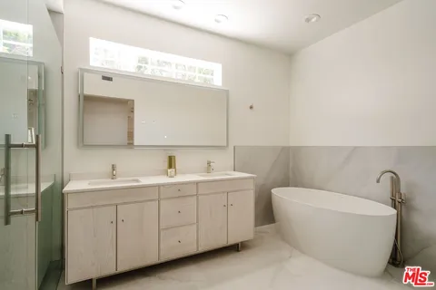 $1,398,000 | 5357 Bevis Avenue, Sherman Oaks, CA 91411