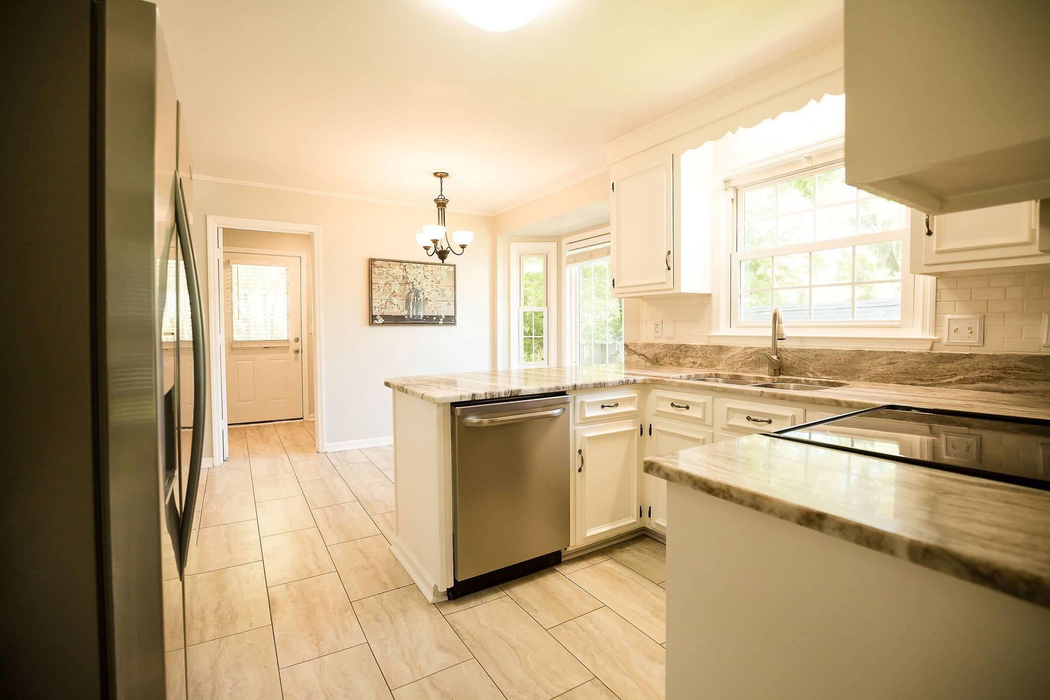 737 Wexford Road Charleston, SC 29414 - Photo 12 of 42 12