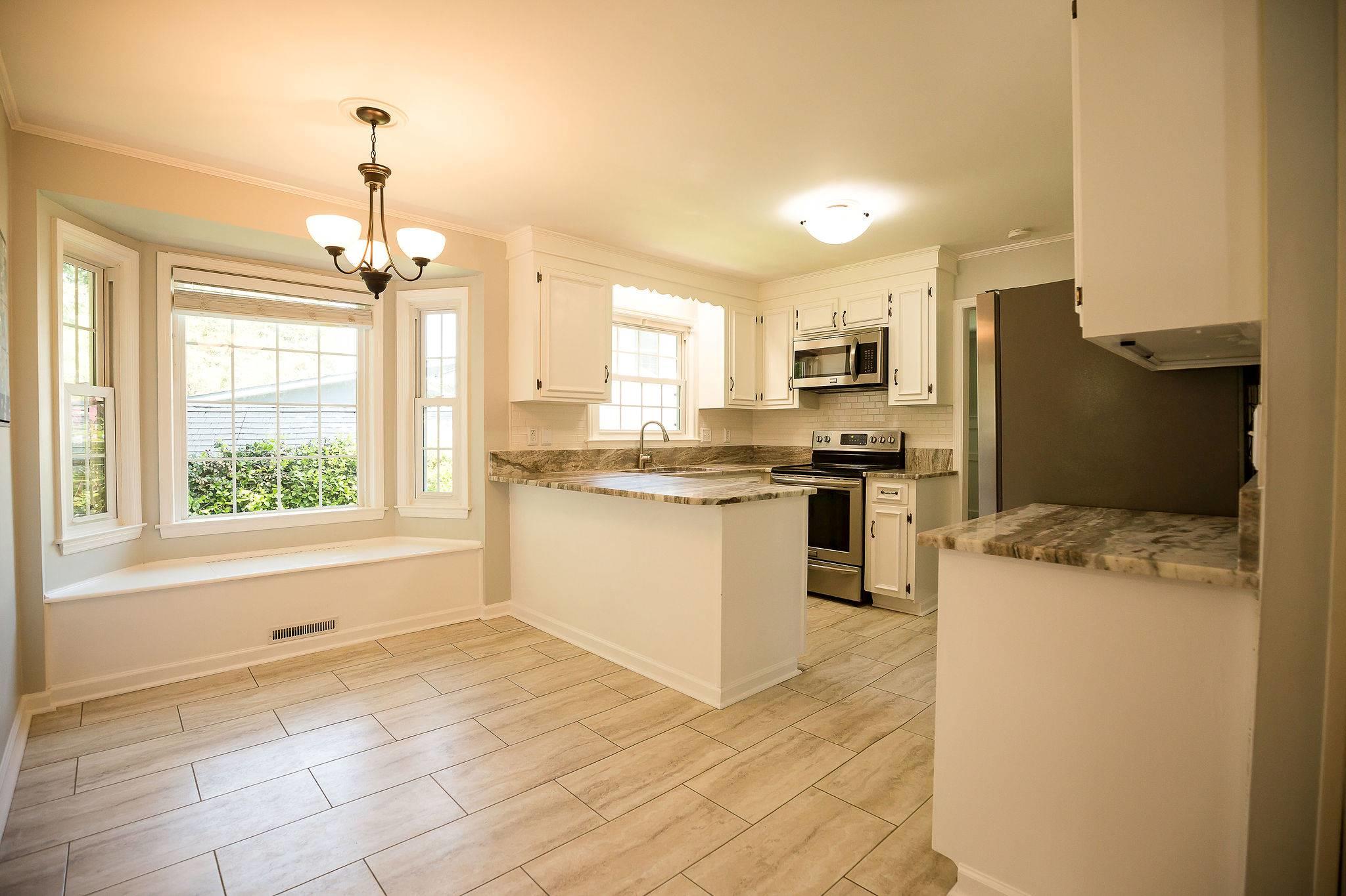 737 Wexford Road Charleston, SC 29414 - Photo 8 of 42 8