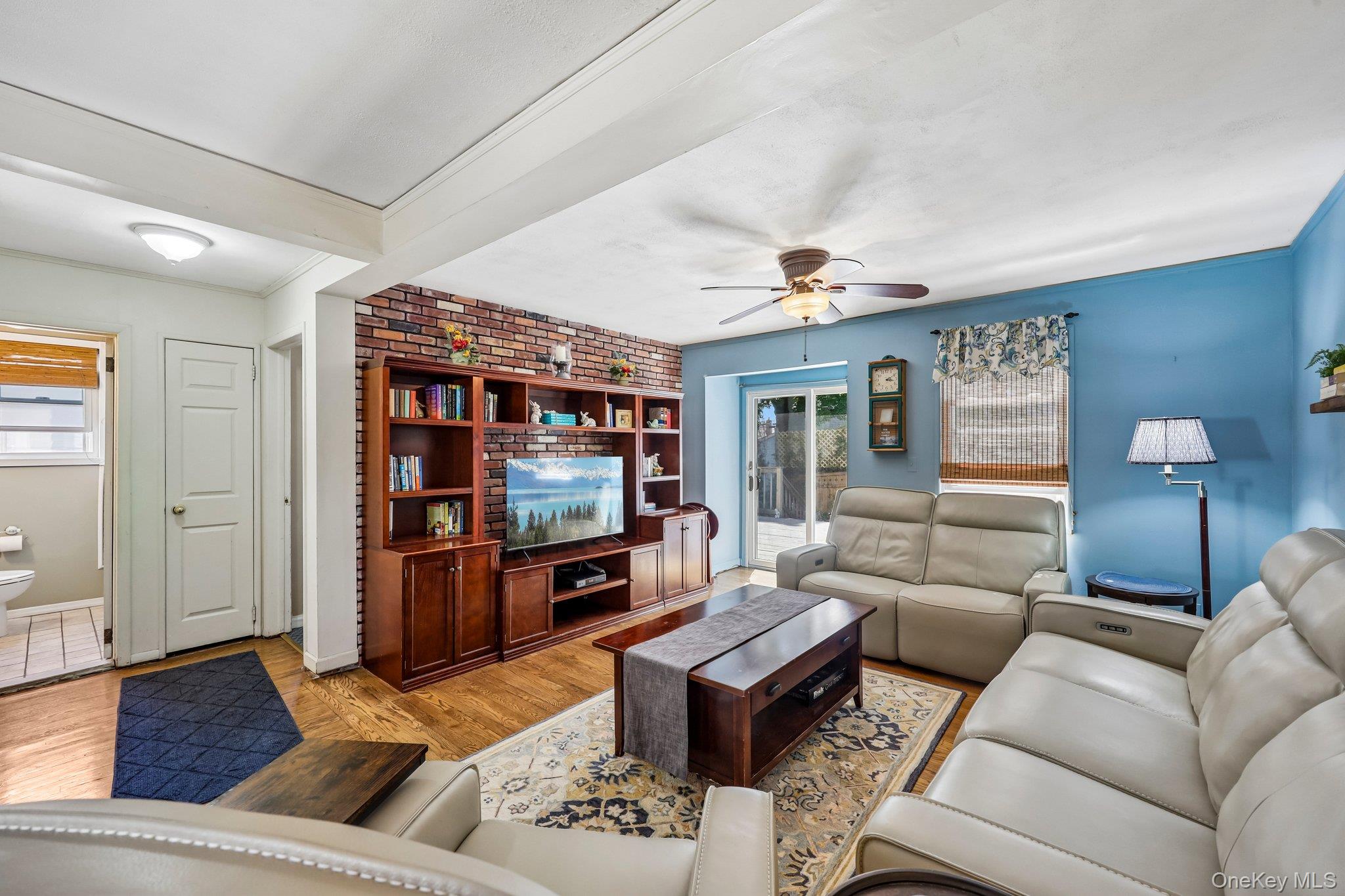 63 Kilburn Road South West Hempstead, NY 11552 - Photo 7 of 41