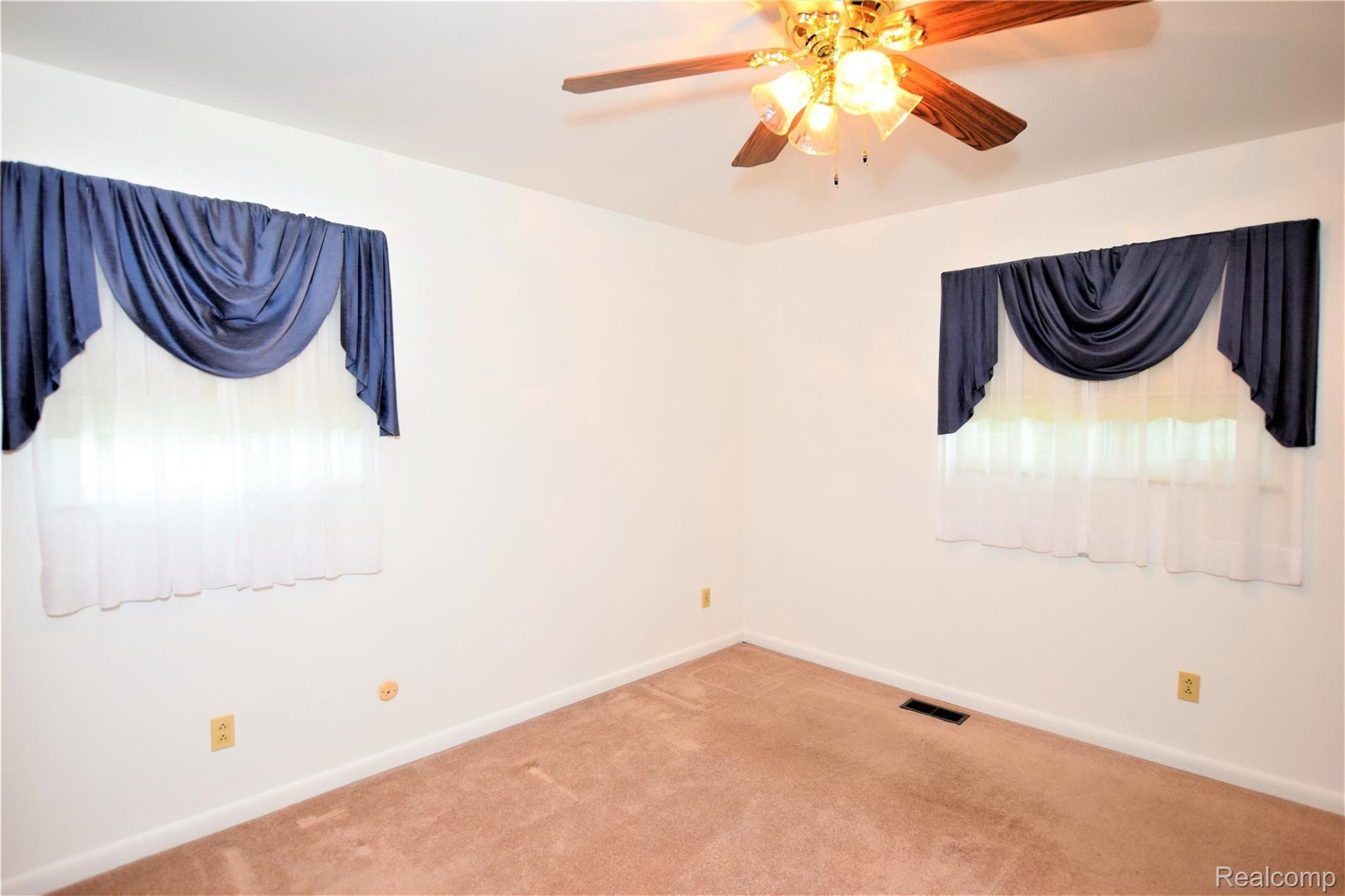 2269 East Mt Morris Road Mount Morris, MI 48458 - Photo 14 of 16 DSC_0036 (5).JPG
