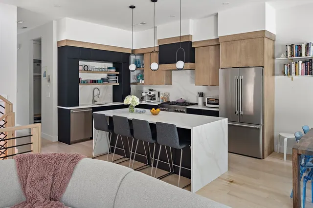 $1,880,000 | 70 Washington Street, Unit 70, Newton, MA 02458