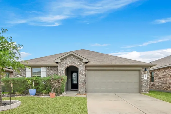 $2,000 | 18459 Chilco Mill Trail, New Caney, TX 77357