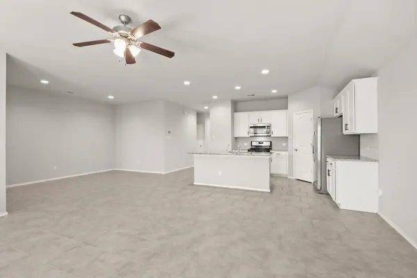 $2,000 | 18459 Chilco Mill Trail, New Caney, TX 77357