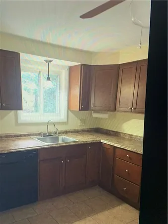 $1,650 | 60 Bethel Street, Unit 3, Cranston, RI 02920