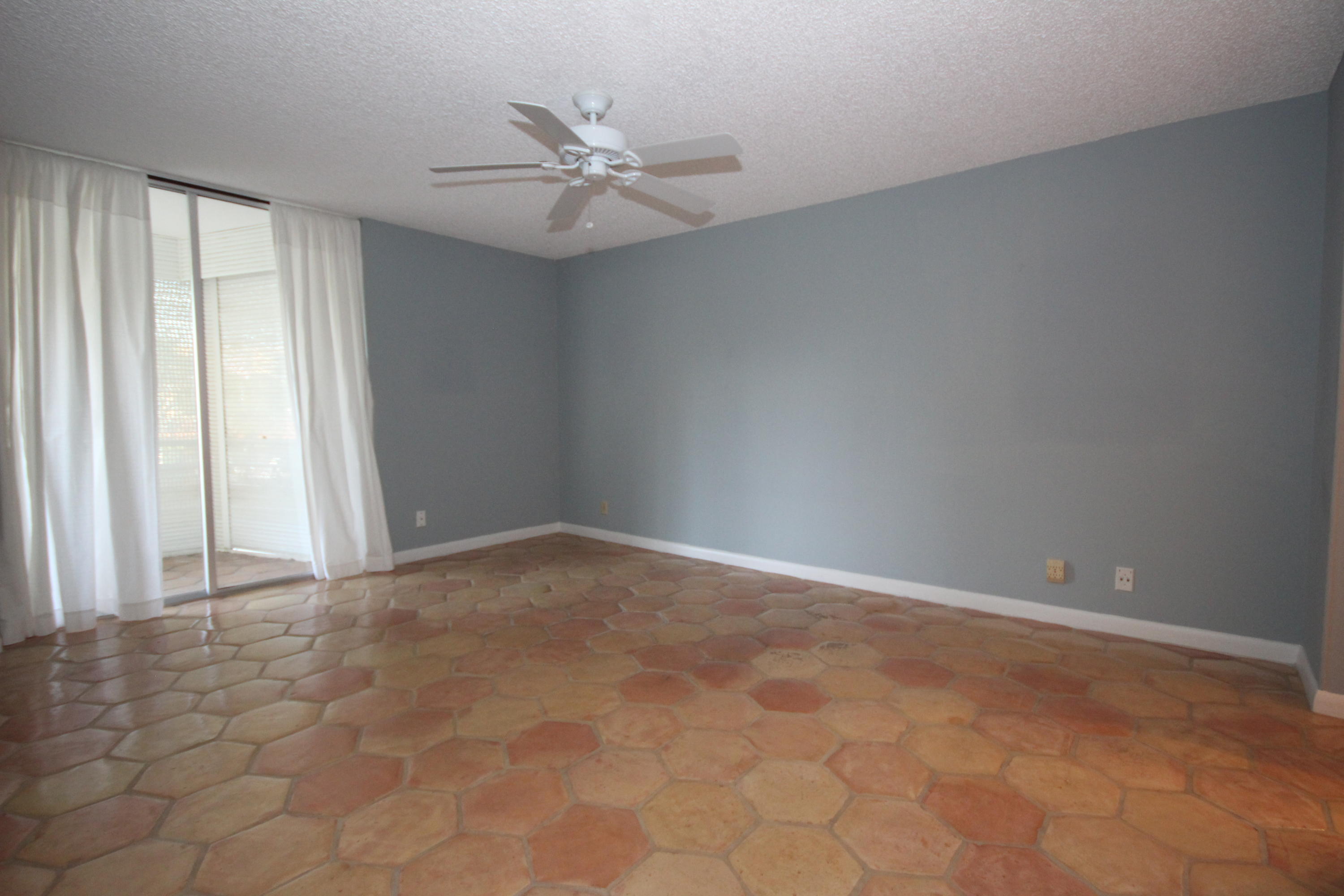 299 Northwest 52nd Terrace, Unit 218 Boca Raton, FL 33487 - Photo 16 of 37 IMG_0448