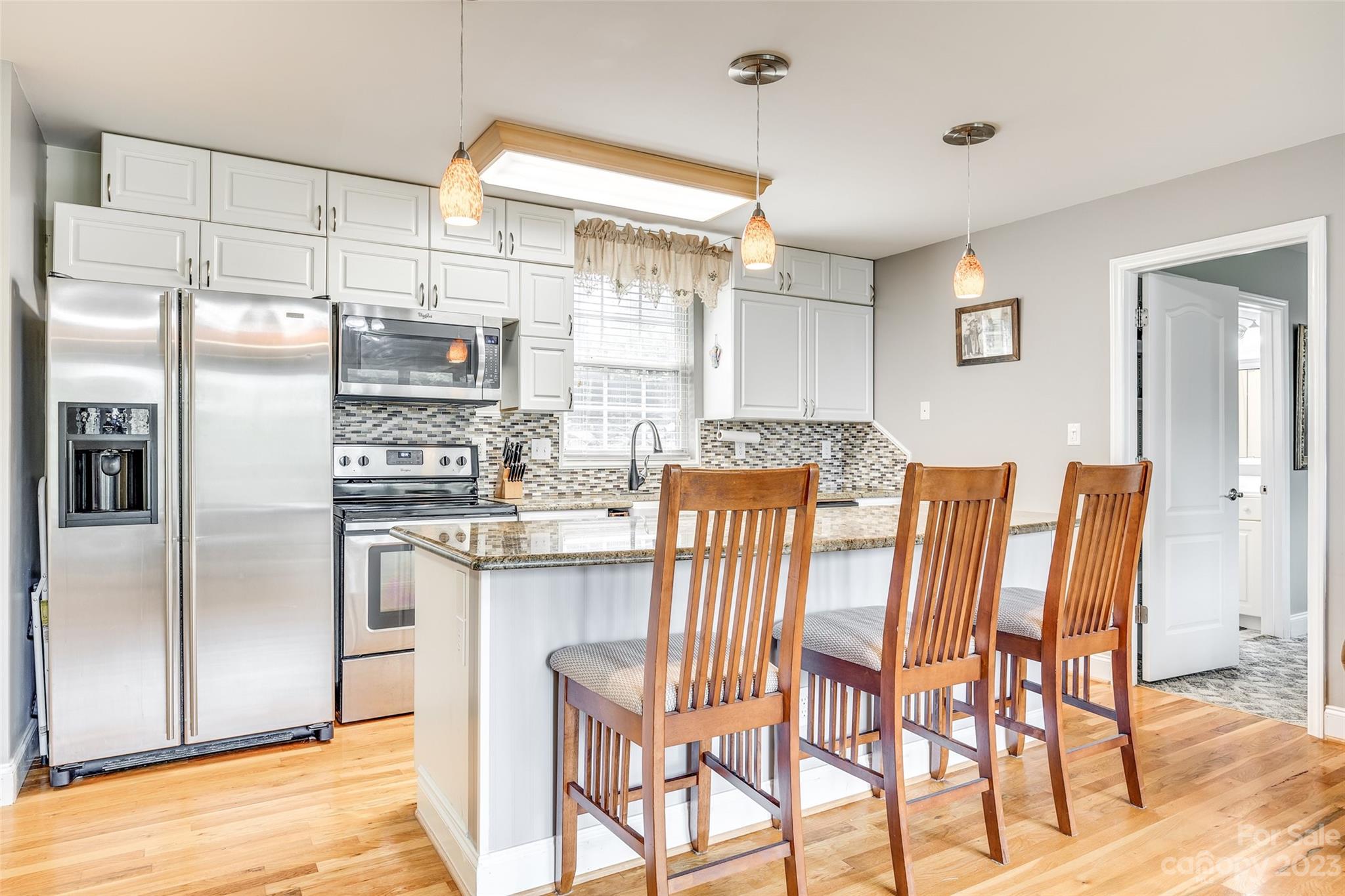 3811 Fox Valley Road Charlotte, NC 28278 - Photo 11 of 31 Gallery Image 11