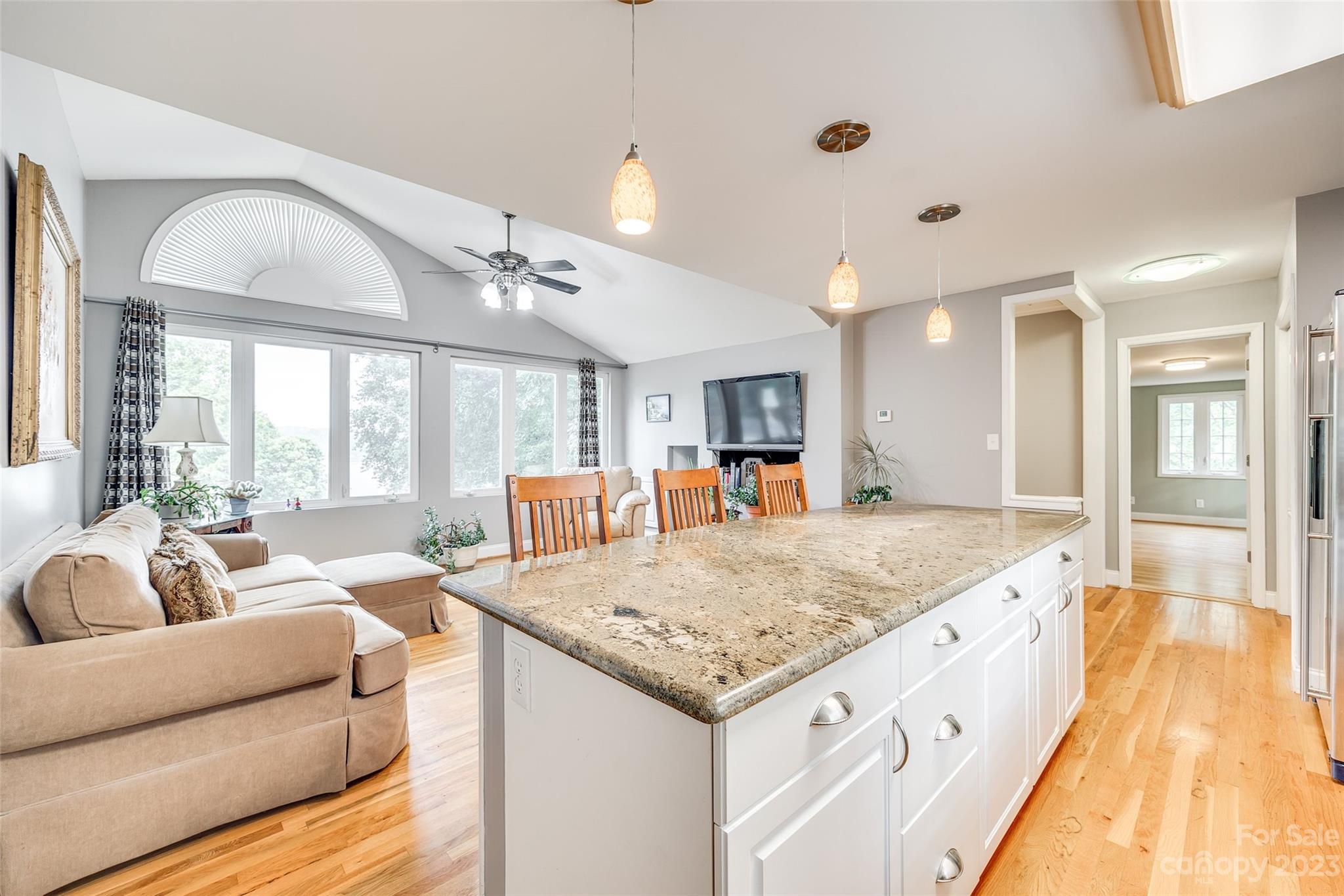3811 Fox Valley Road Charlotte, NC 28278 - Photo 14 of 31 Gallery Image 14