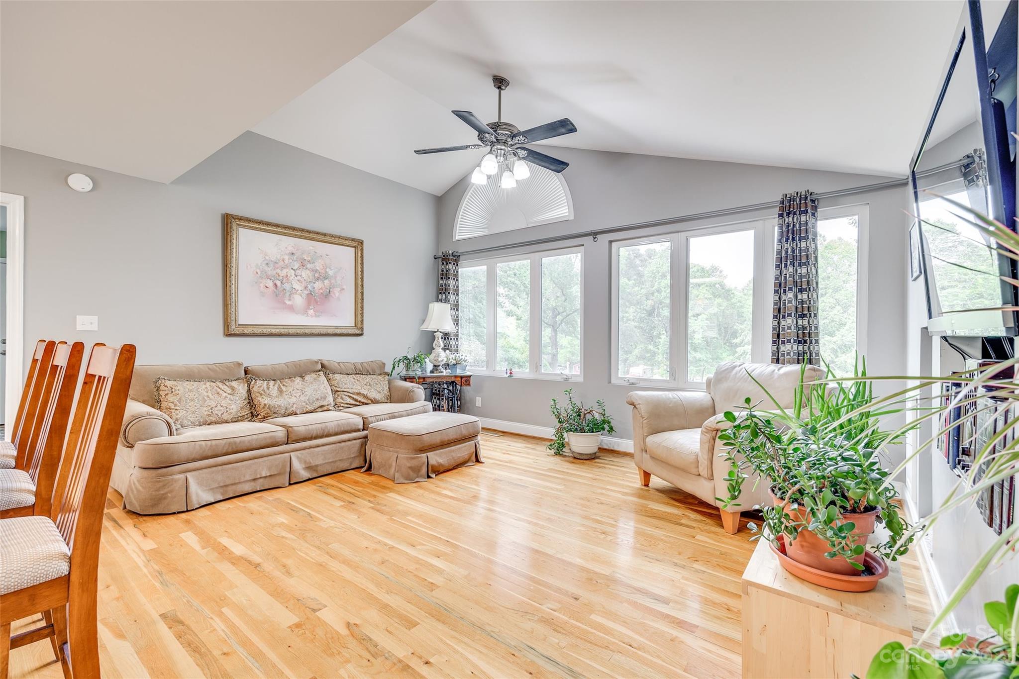 3811 Fox Valley Road Charlotte, NC 28278 - Photo 15 of 31 Gallery Image 15
