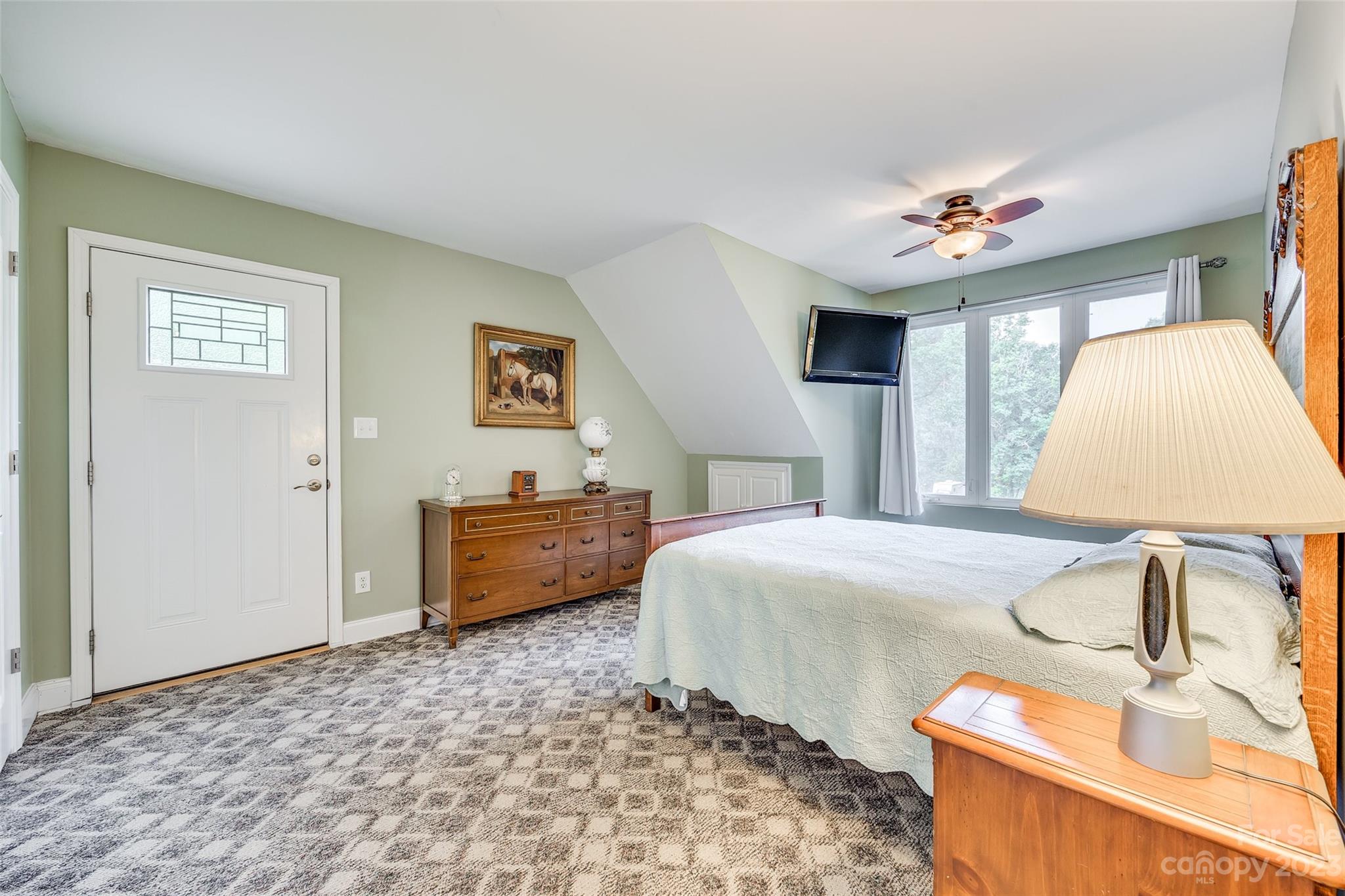 3811 Fox Valley Road Charlotte, NC 28278 - Photo 18 of 31 Gallery Image 18