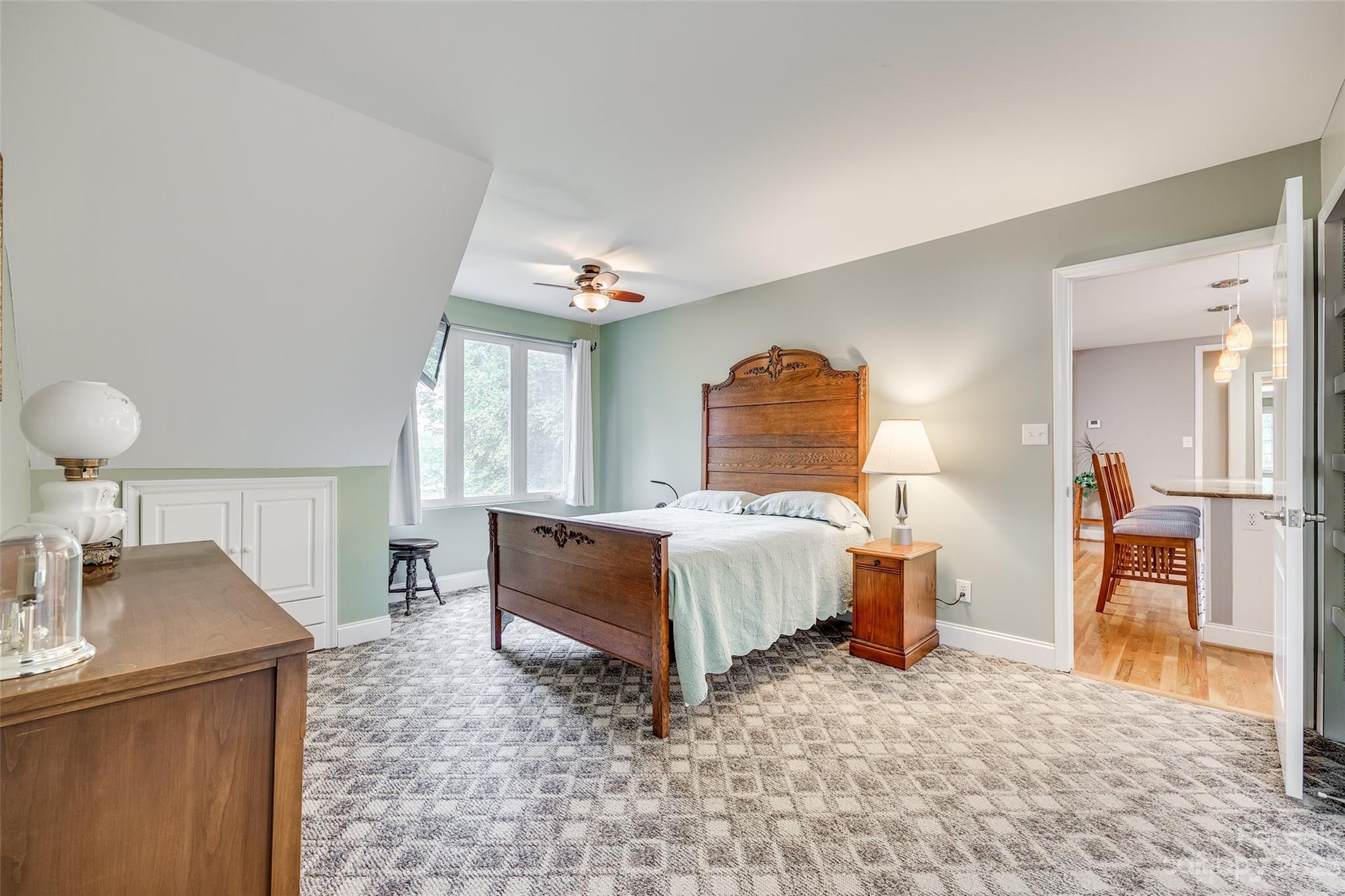 3811 Fox Valley Road Charlotte, NC 28278 - Photo 19 of 31 Gallery Image 19