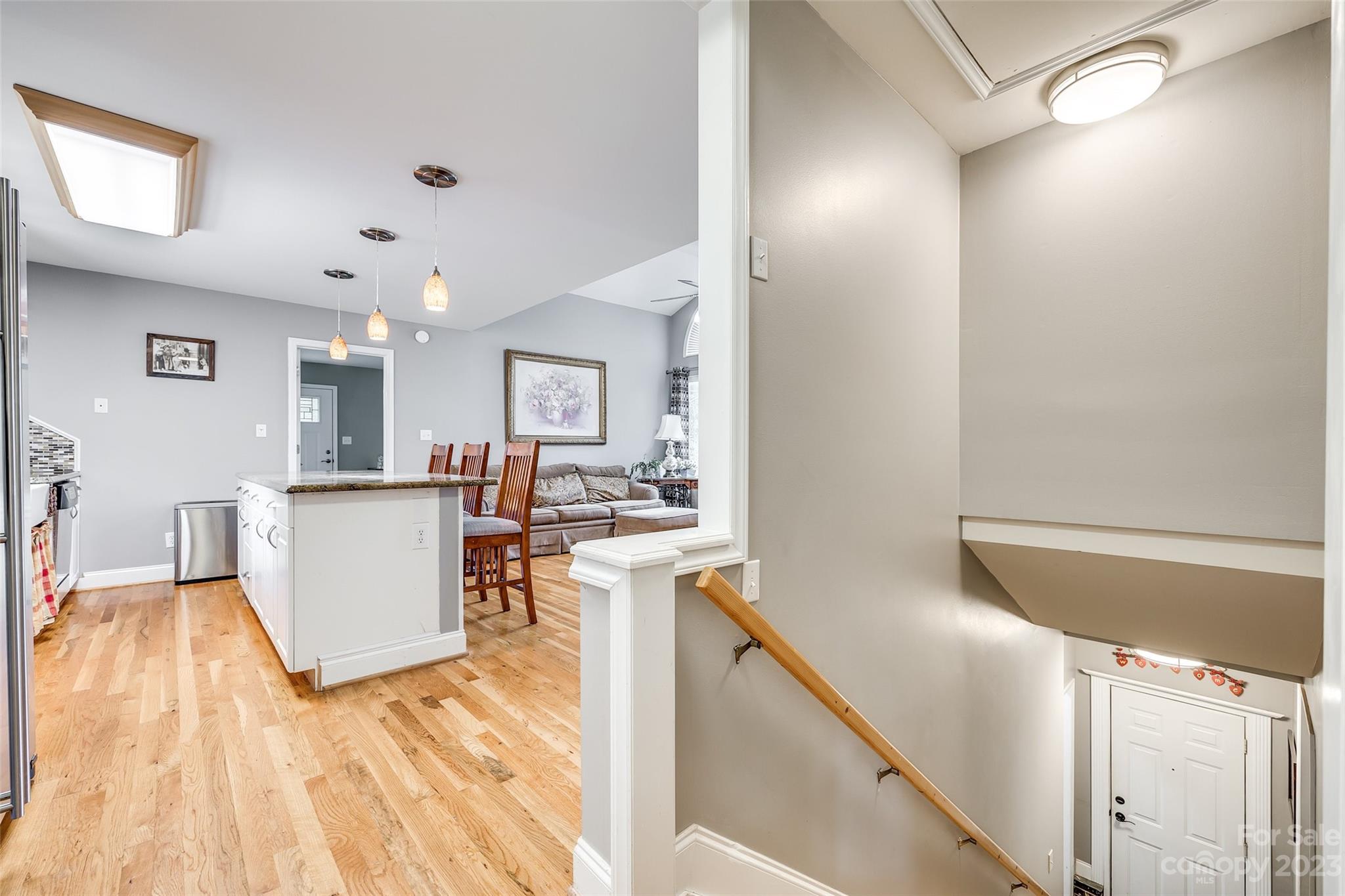 3811 Fox Valley Road Charlotte, NC 28278 - Photo 10 of 31 Gallery Image 10