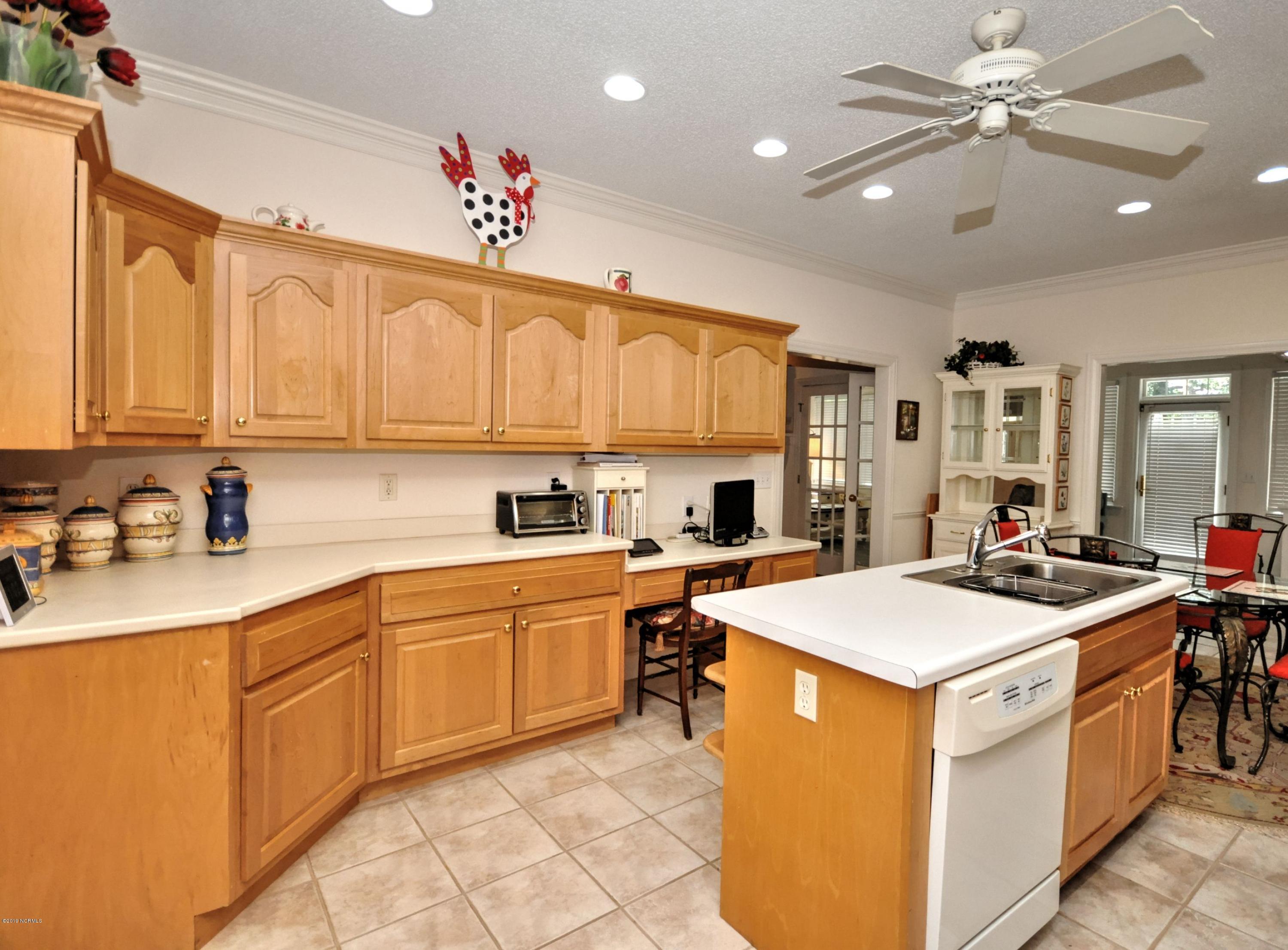 332 Rivage Promenade Wilmington, NC 28412 - Photo 12 of 29 Kitchen3