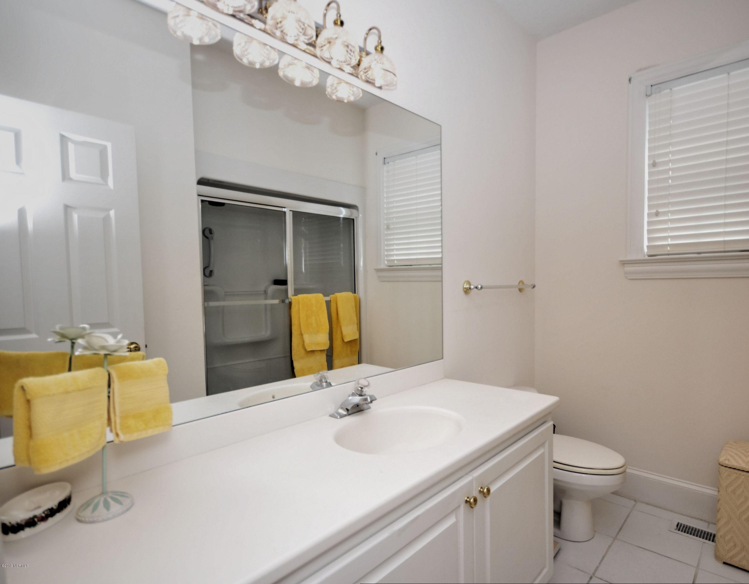 332 Rivage Promenade Wilmington, NC 28412 - Photo 22 of 29 Bath2