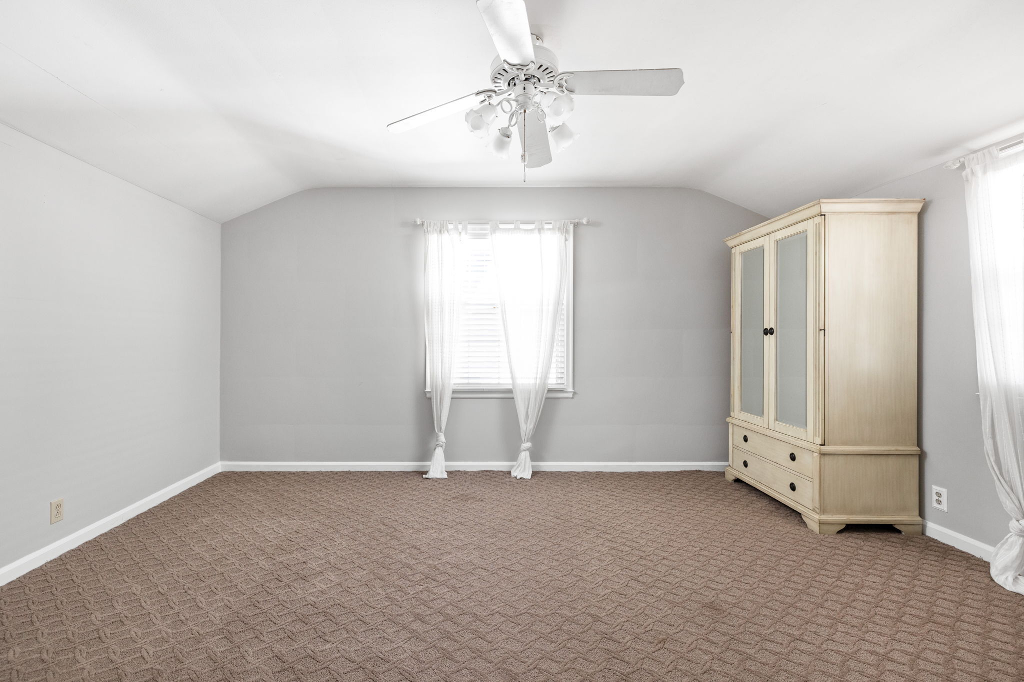 6929 Warwick Road Indianapolis, IN 46220 - Photo 25 of 48 Gallery Image 25