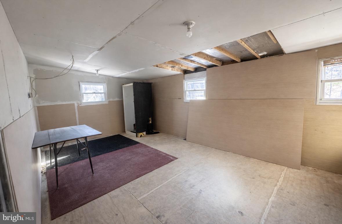 507 Mowry Road Manns Choice, PA 15550 - Photo 2 of 8