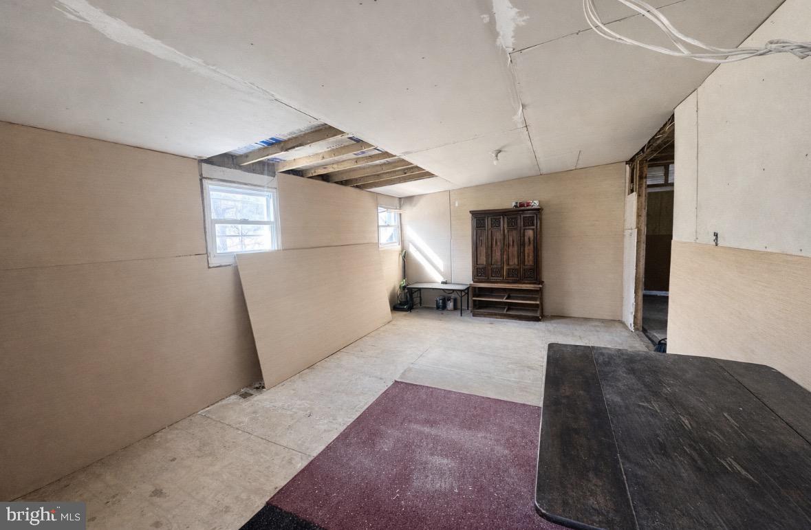 507 Mowry Road Manns Choice, PA 15550 - Photo 3 of 8