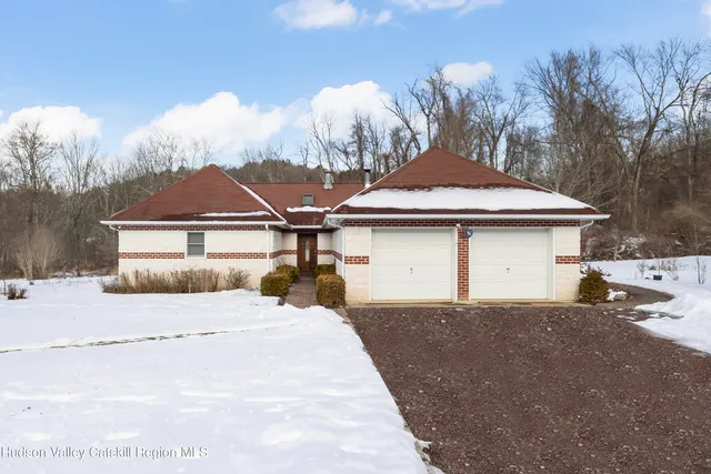 $690,000 | 149 Julianna Drive, Copake, NY 12529