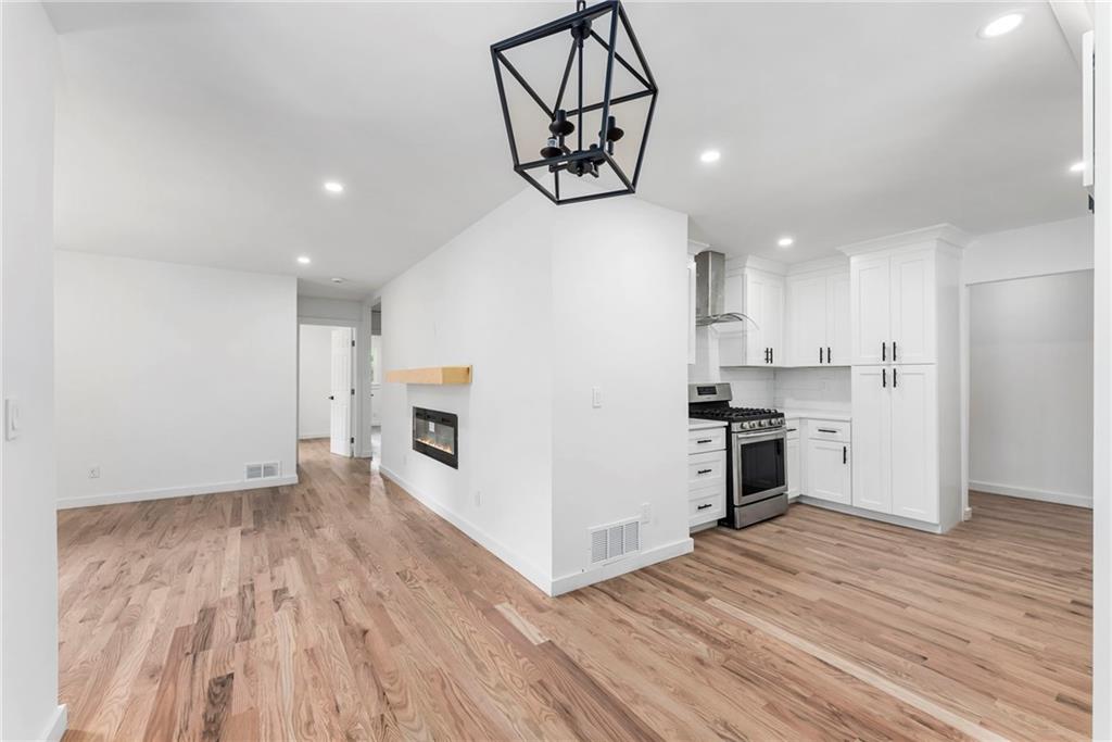 2191 Tilson Circle Decatur, GA 30032 - Photo 10 of 34