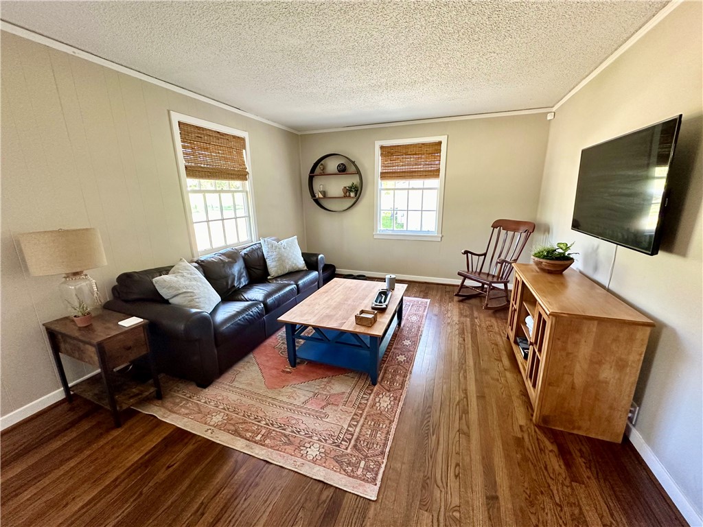 826 Greenville Street Pendleton, SC 29670 - Photo 3 of 7