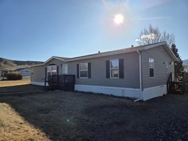$368,500 | 307 Hays Street, Dubois, WY 82513