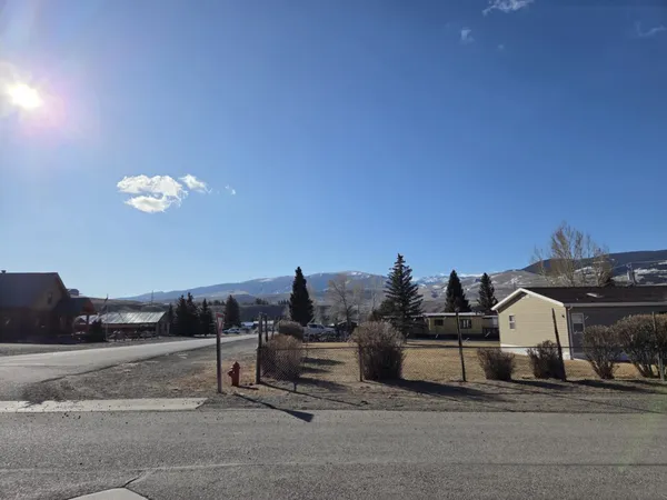 $368,500 | 307 Hays Street, Dubois, WY 82513