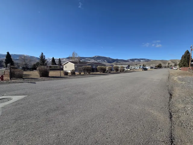 $368,500 | 307 Hays Street, Dubois, WY 82513