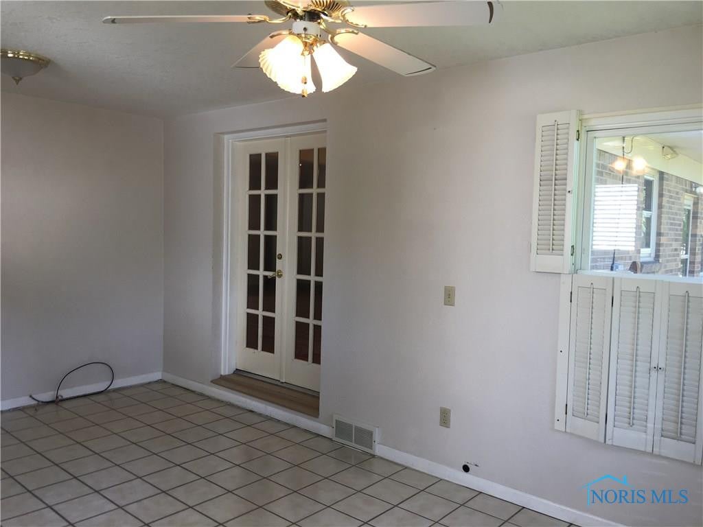 4449 Bowen Road Toledo, OH 43613 - Photo 12 of 24 Gallery Image 12