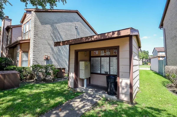 $129,000 | 12300 Brookglade Circle, Unit 139, Houston, TX 77099