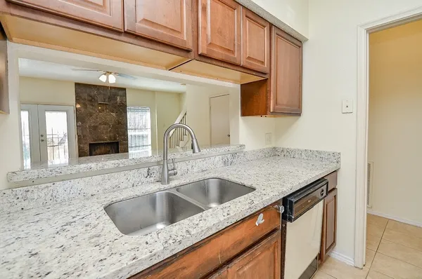 $129,000 | 12300 Brookglade Circle, Unit 139, Houston, TX 77099