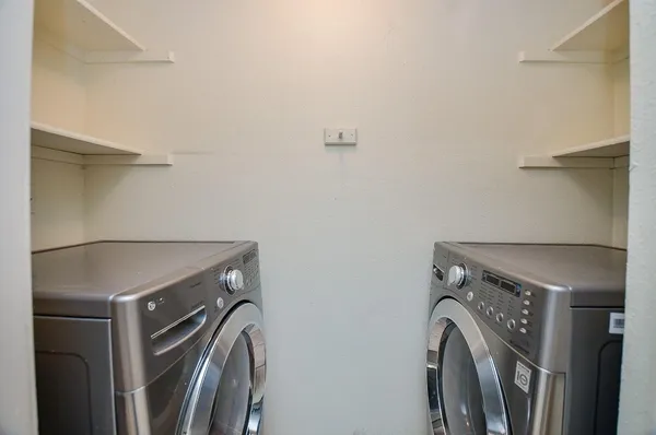 $129,000 | 12300 Brookglade Circle, Unit 139, Houston, TX 77099