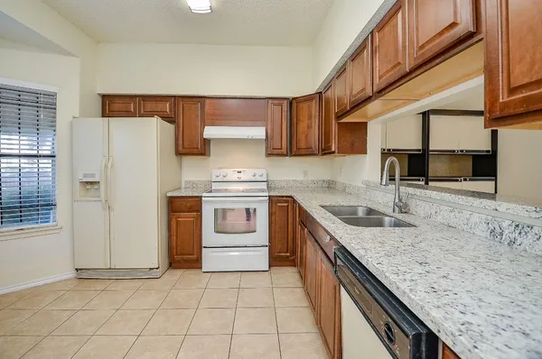 $129,000 | 12300 Brookglade Circle, Unit 139, Houston, TX 77099