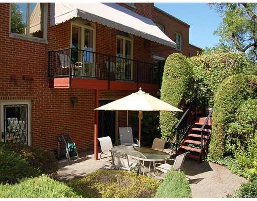 418 Schenley Road Pittsburgh, PA 15217 - Photo 17 of 18 Patio/Deck.