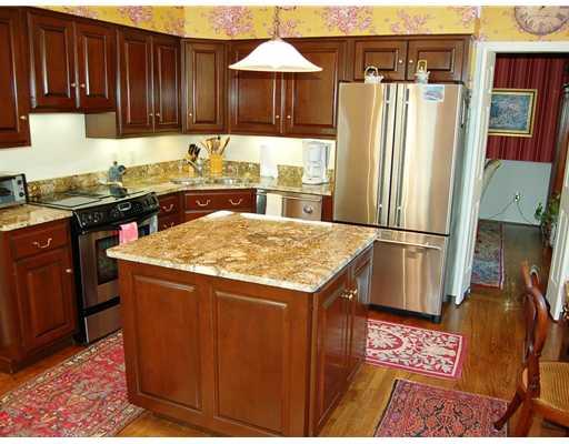 418 Schenley Road Pittsburgh, PA 15217 - Photo 8 of 18 Kitchen.