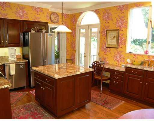 418 Schenley Road Pittsburgh, PA 15217 - Photo 9 of 18 Kitchen.