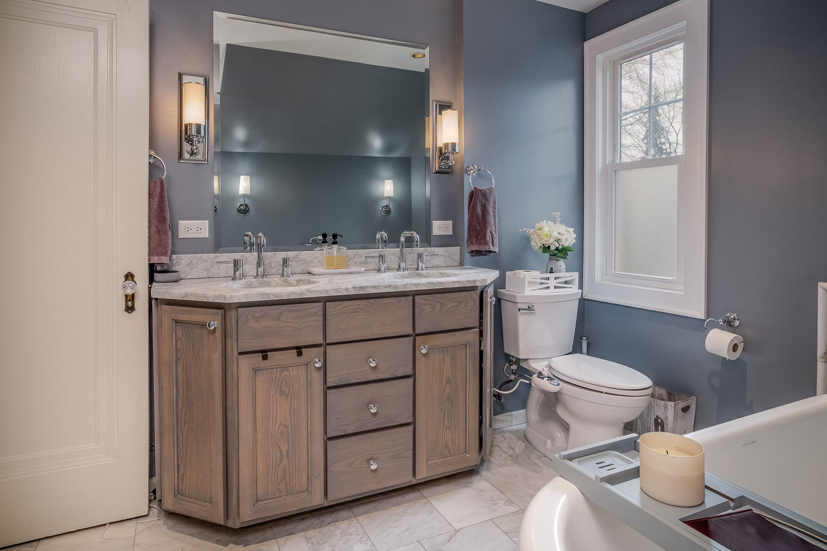 728 Howard Street Wheaton, IL 60187 - Photo 14 of 46