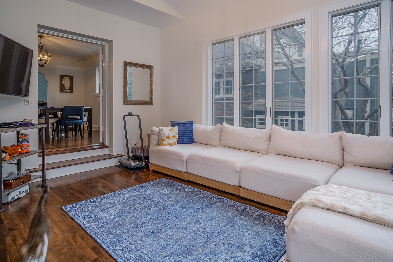 728 Howard Street Wheaton, IL 60187 - Photo 4 of 46