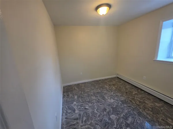 $1,650 | 28 Hasbrouck Street, Unit A, Newburgh, NY 12550