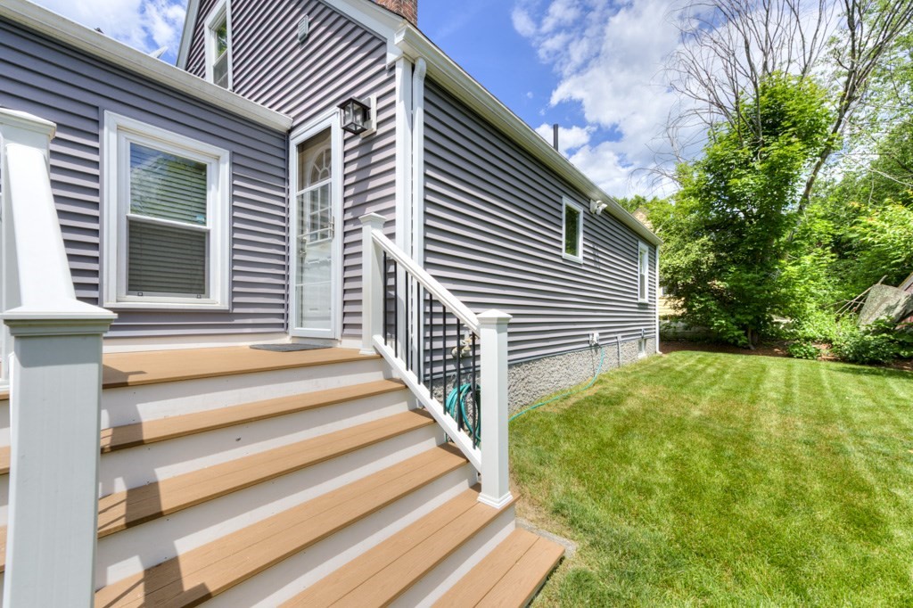 10 Ridgewood Road Worcester, MA 01606 - Photo 36 of 38